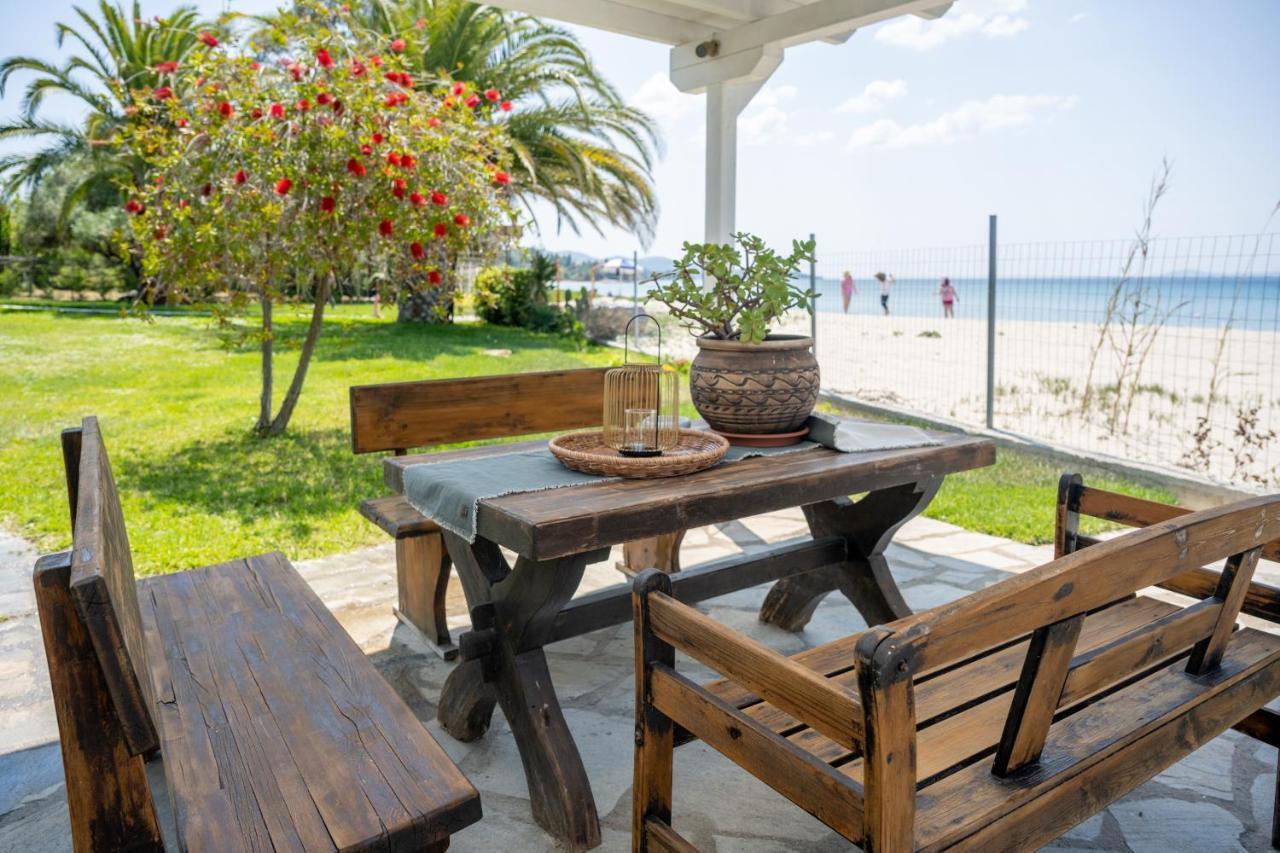 Παραθαλάσσια Βίλα Neos Marmaras Exterior foto